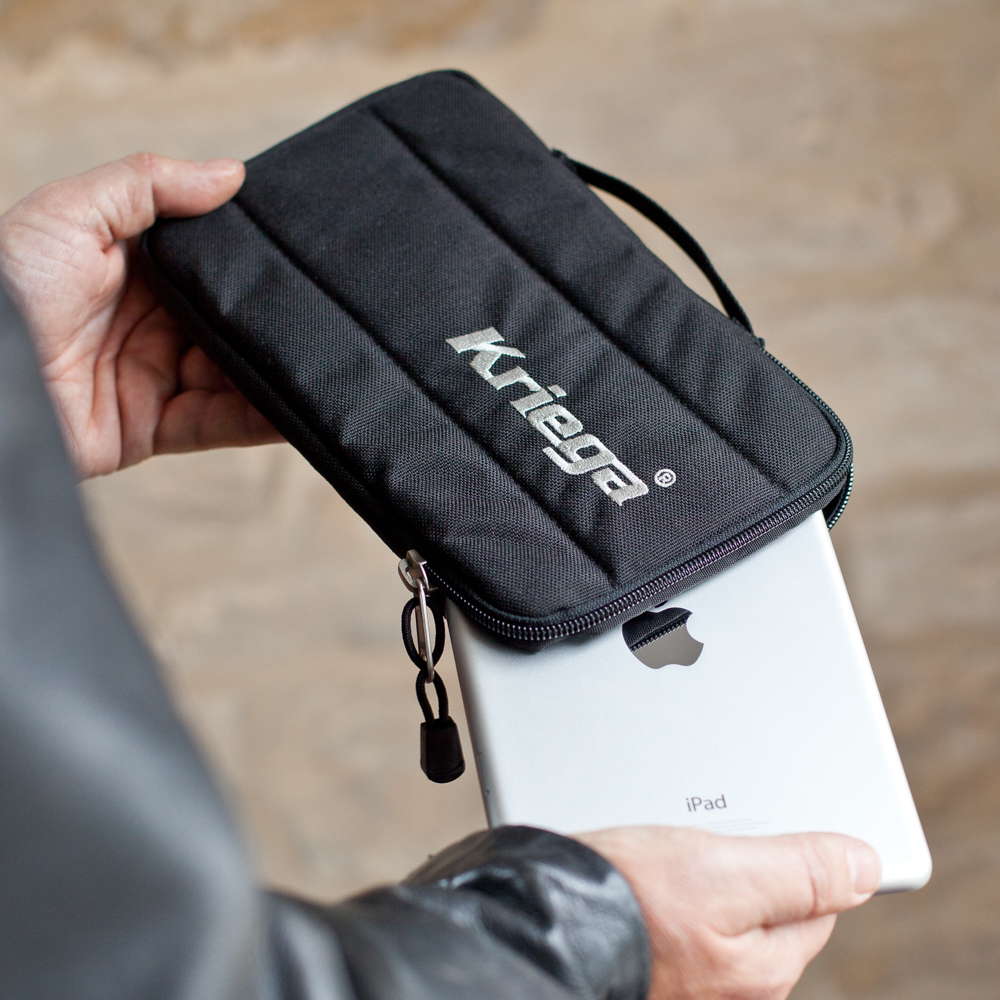 Kriega Mini Tablet Tasche für Tablets bis 7 Zoll