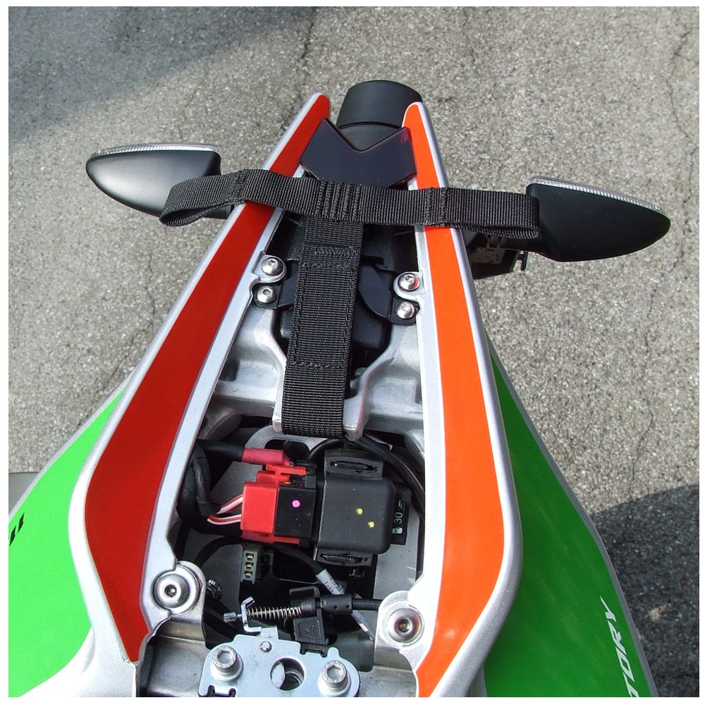 Kriega US drypack montageset voor Aprilia Tuono V4 Factory / RR & RSV4 RF / RR